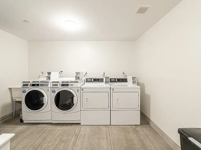 1117 Lafayette Ave #2B — Photo 8