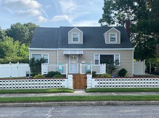 320 W New Jersey Ave, Somers Point, NJ 08244