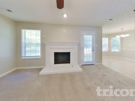 3rd image of 235 Red Maple Dr