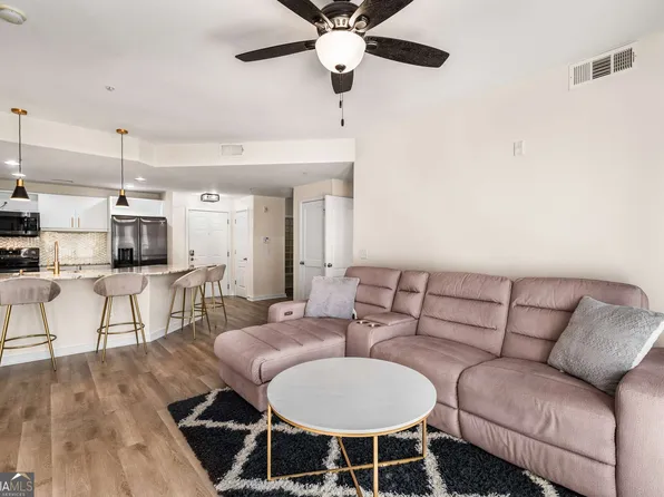 390 17th St NW Unit 4003, Atlanta, GA 30363