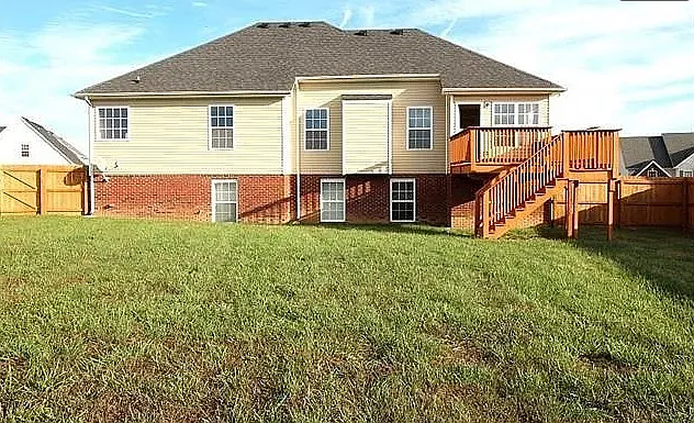 1724 Flagstone Dr — Photo 16