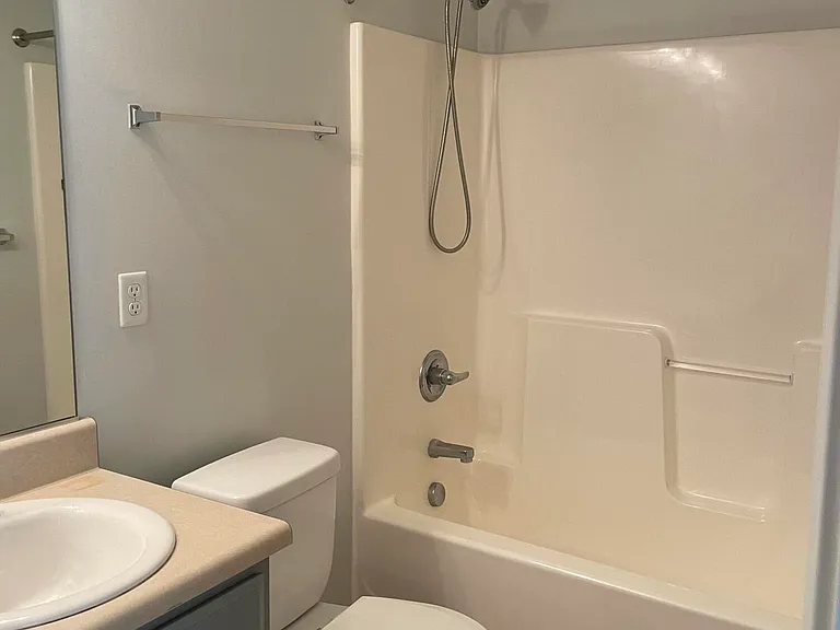 154 Fox Haven Dr — Photo 17