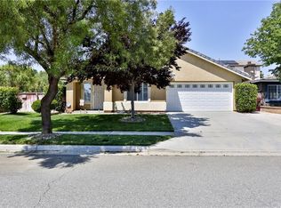 762 Robin Glen Rd, Beaumont, CA 92223