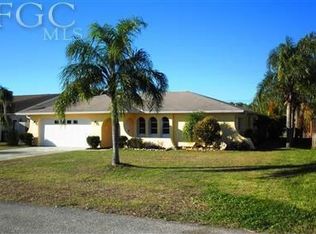 309 SE 33rd St, Cape Coral, FL 33904