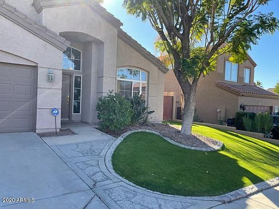 2nd image of 837 W Rockrose Way