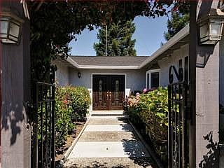 3rd image of 10434 S Blaney Ave