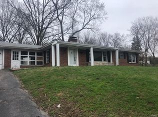 10903 Cosmos Dr, Saint Louis, MO 63123