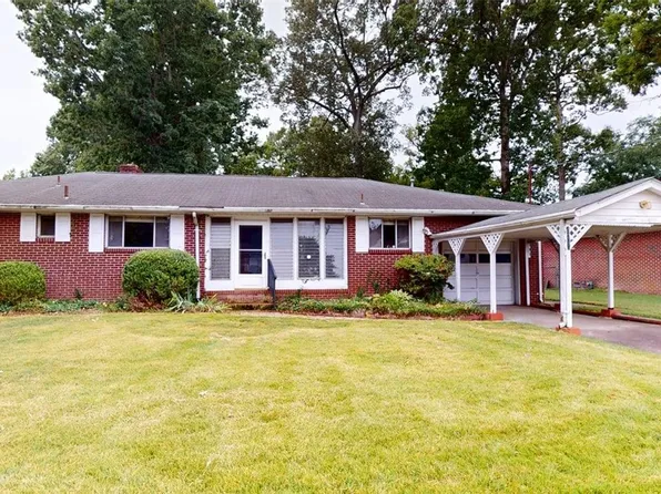 4011 Campbell Rd, Newport News, VA 23602