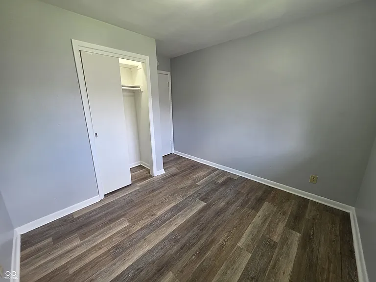 2036 Calhoun St — Photo 7
