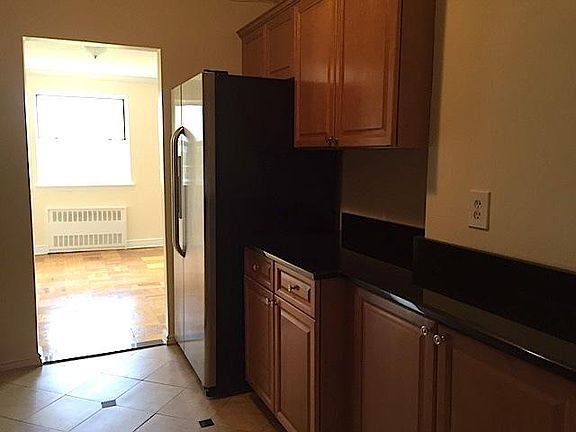 4th image of 312 Edwards St #4PW