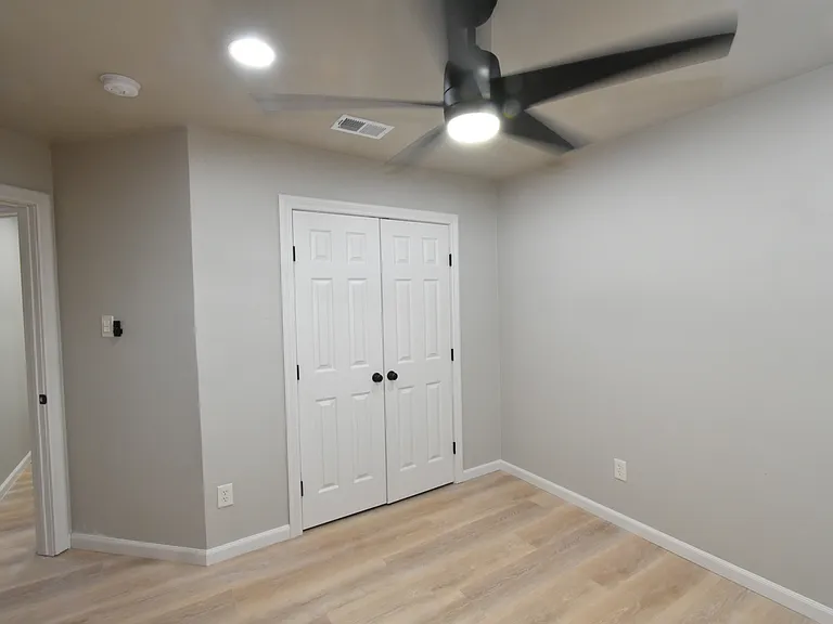 311 Stell Ave — Photo 20