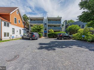 72 Sussex St, Rehoboth Beach, DE 19971