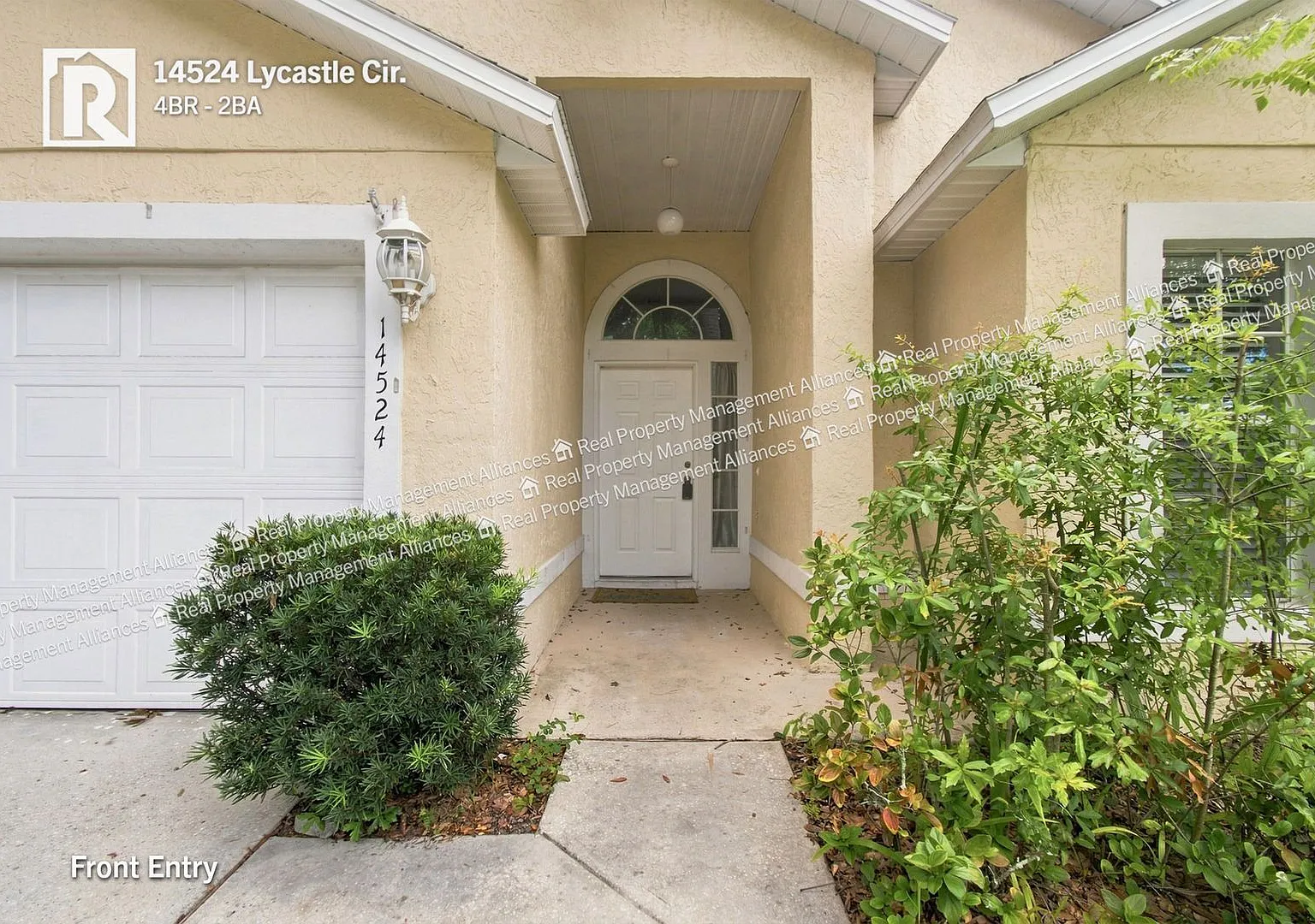 Bright & Spacious 4 Bedroom Ranch in Stonemeade - Pet Friendly — Photo 2