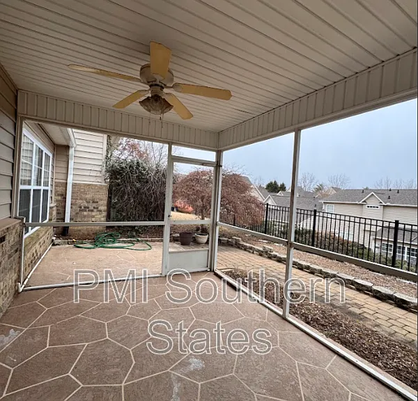 413 Falling Rock Way — Photo 1