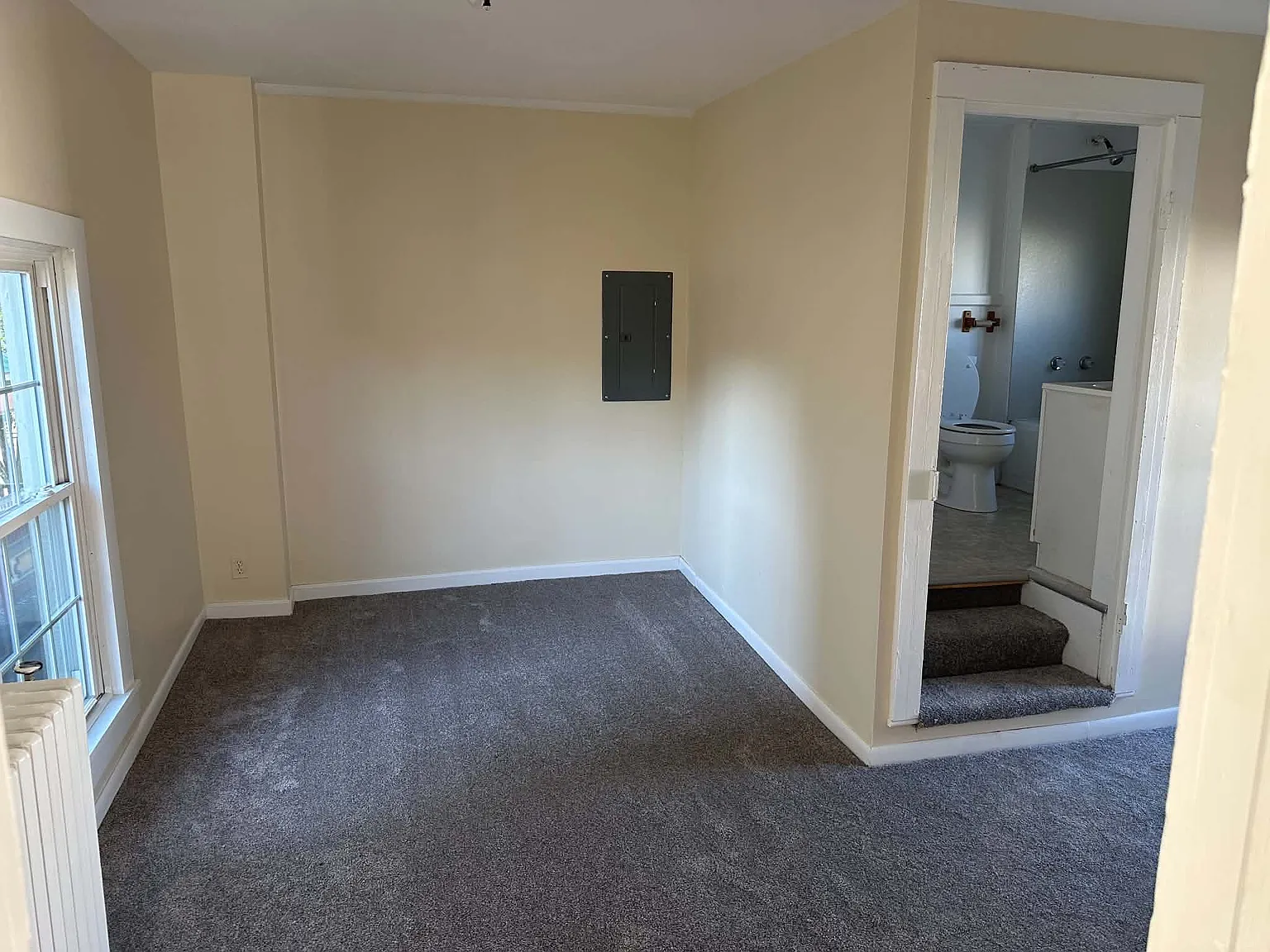 1 bed, 650 sqft, $1,000 — Photo 4
