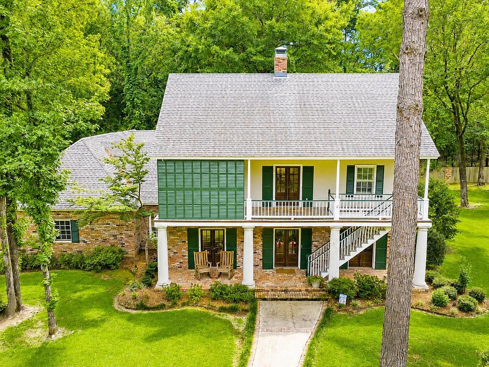 1st image of 529 Cambridge Cir