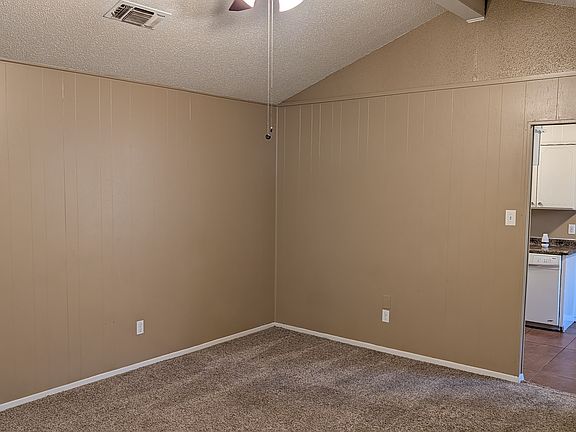 3rd image of 1563 Pamela Ln