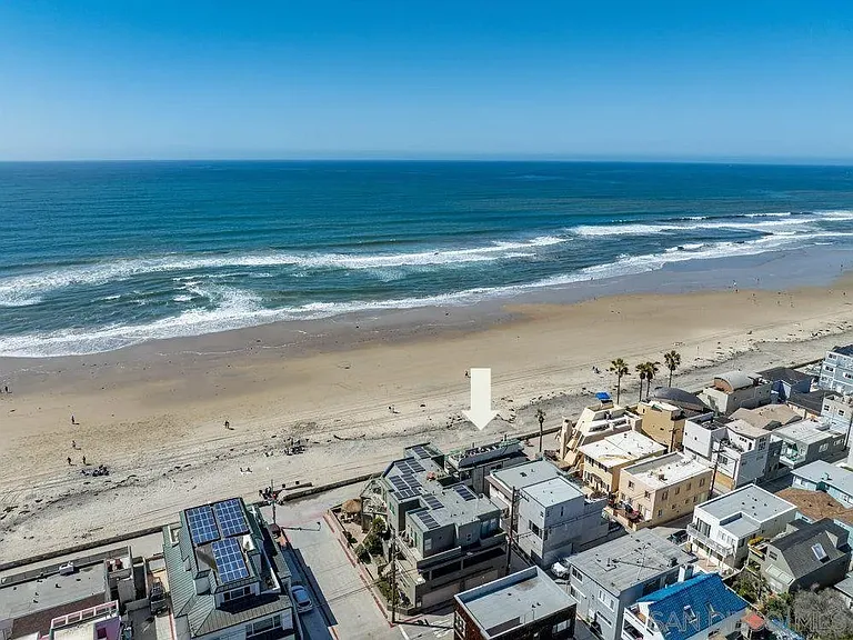 3911 Ocean Front Walk — Photo 31
