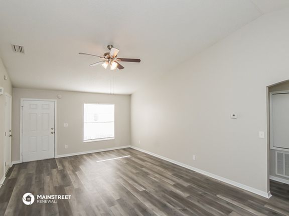 4th image of 2511 Palomar Ave SE