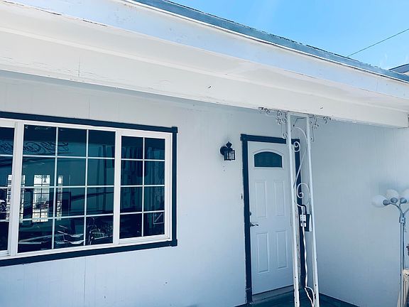2nd image of 10524 Clearwater St