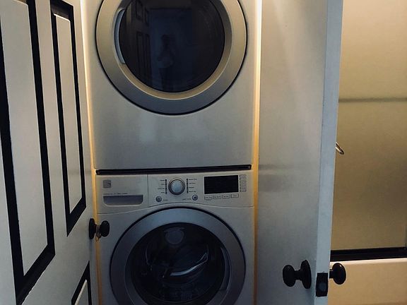 5th image of 3812 Barnes Ave #3