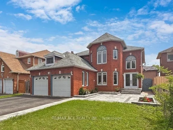 26 Brownridge Ct N, Brampton, ON L6W 4L4