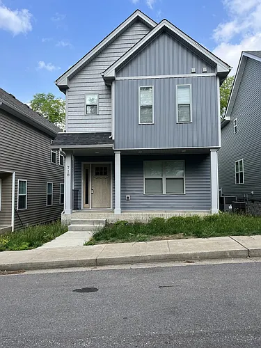 718 Perkins Ave Photo 1