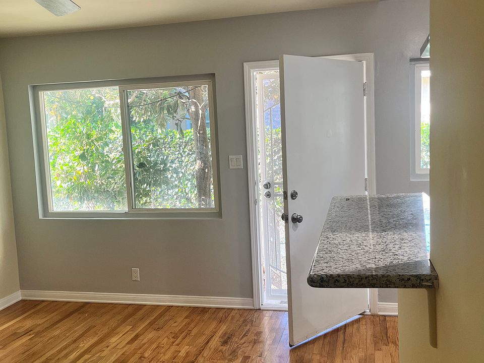 1st image of 1391 N Altadena Dr #B
