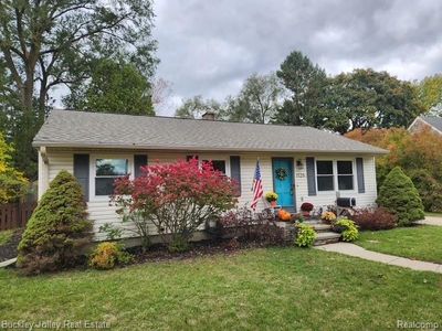 1125 Braeview Dr, Howell, MI, 48843