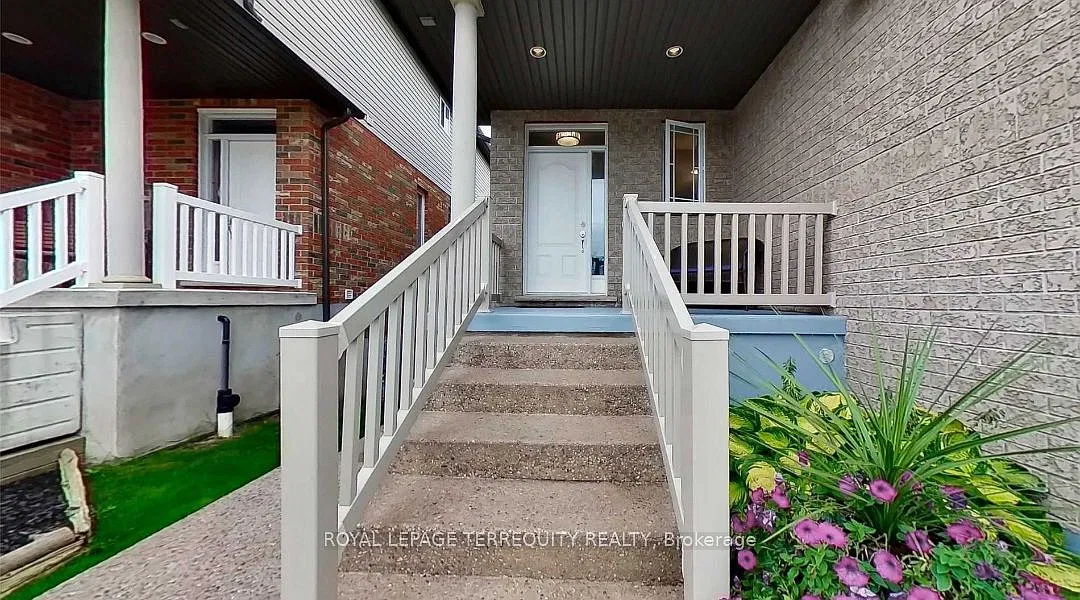 3 bed, $3,000 — Photo 2