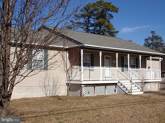 2nd image of 101 Cherokee Dr