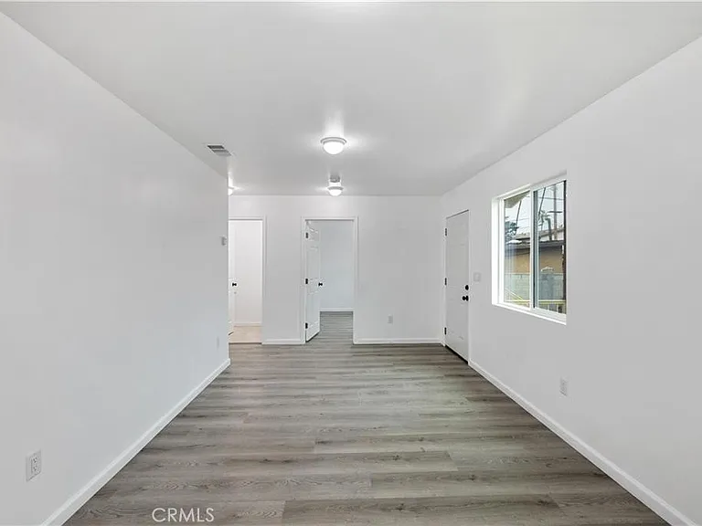 527 W 119th St — Photo 10
