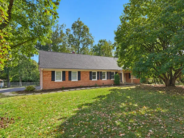 2516 Versailles Rd, Lexington, KY 40504
