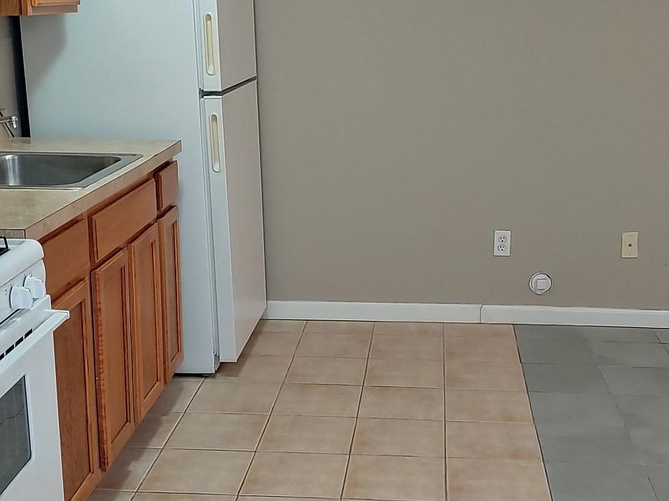 1st image of 1107 Rockland Ave