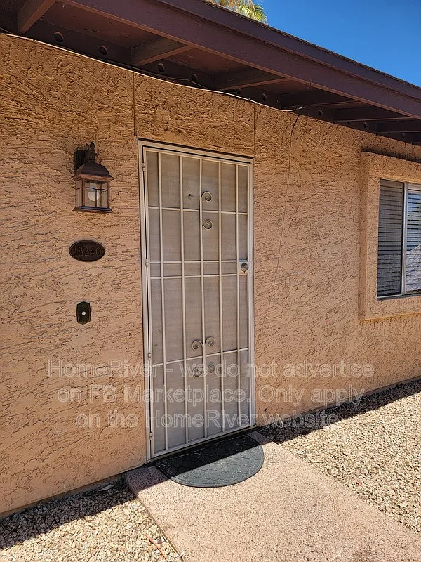 1 bed, 1.0 bath, 867 sqft, $1,400 — Photo 2