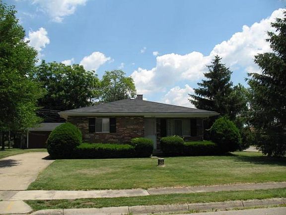 2nd image of 902 Southline Dr