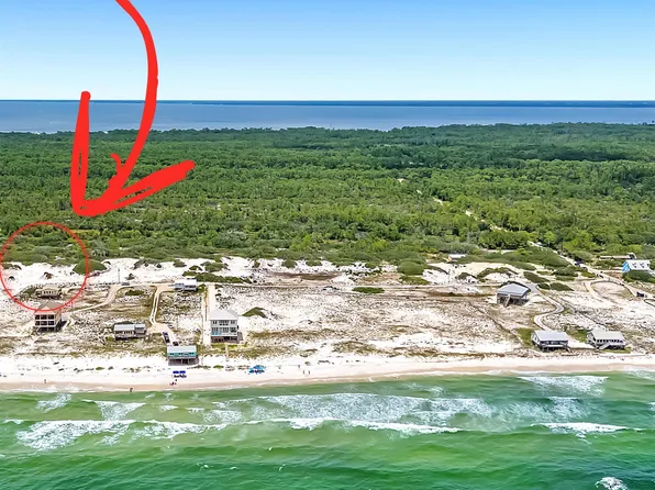 11068 Mobile St W, Gulf Shores, AL 36542