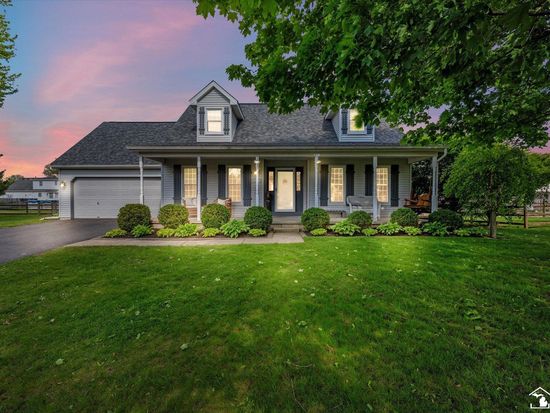 7334 Sun Valley Ct, Temperance, MI 48182