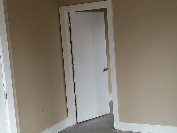 3rd image of 506 N Highland Ave APT 2