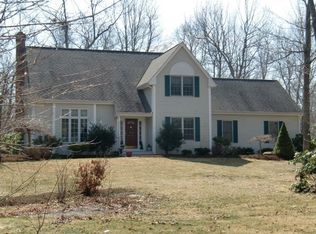 7 Deerwood Rd, Tolland, CT 06084