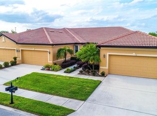 114 Shell Falls Dr, Apollo Beach, FL 33572