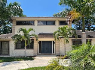 6210 Fairway Bay Blvd S, Gulfport, FL 33707