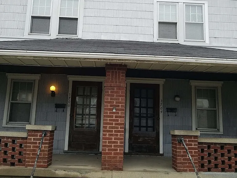 1704-1706 Huffman Ave — Photo 1