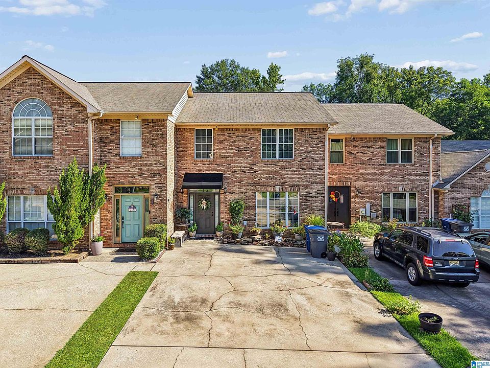 1st image of 633 Parkside Cir