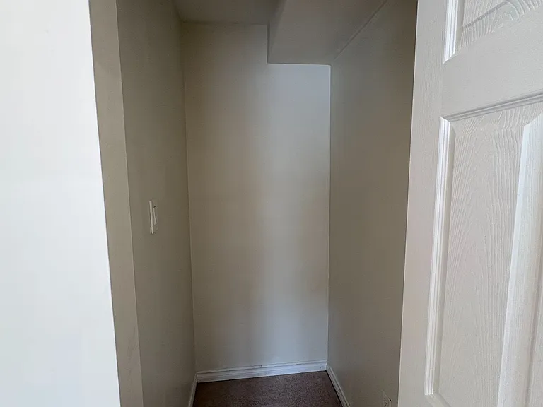 40 Mantello Dr — Photo 7