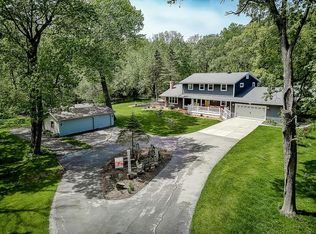12200 W Scherrei Dr, Franklin, WI 53132