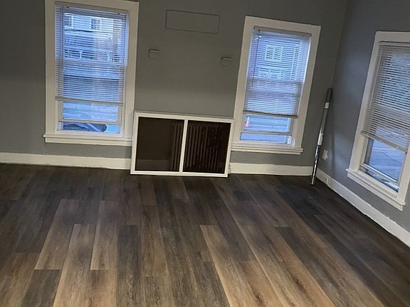 2nd image of 30-32 Carman St #4