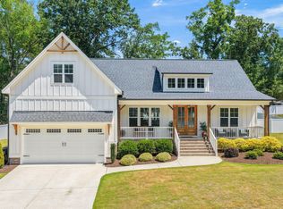462 Lambert Ln, Fuquay Varina, NC 27526
