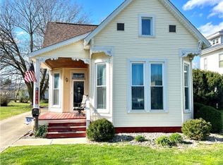 304 E Main St, Casey, IL 62420