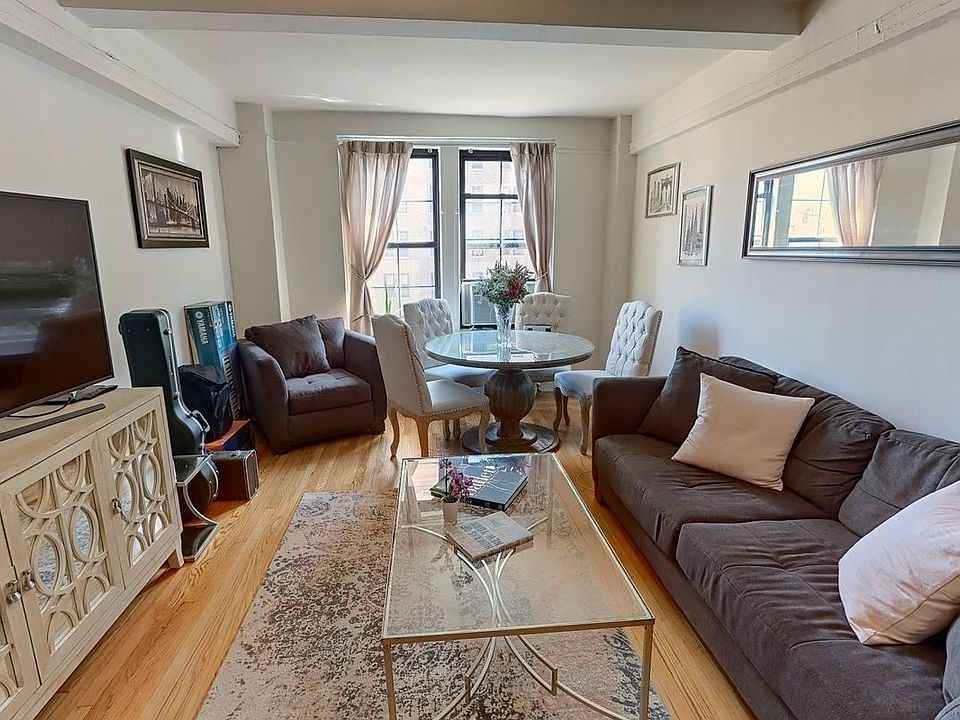1st image of 50 W 72nd St APT 1105